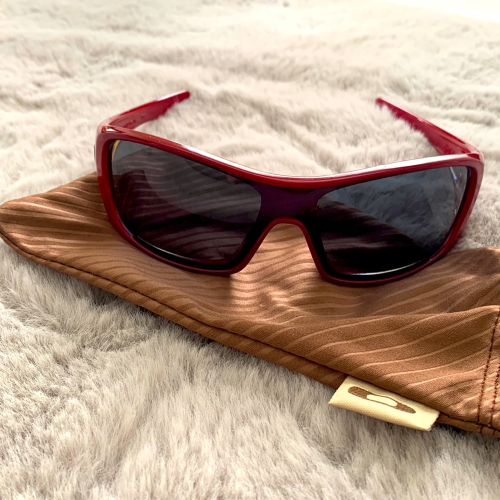 Oakley Antix - metallic red with dark grey polarised lenses